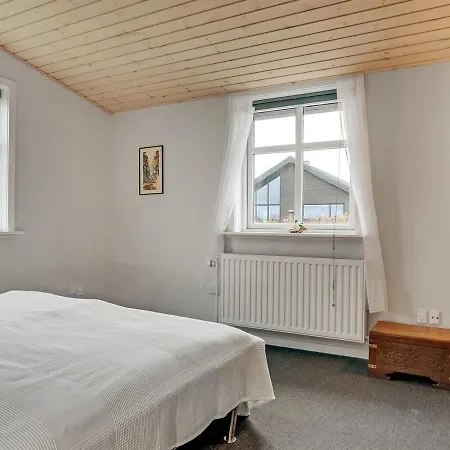 Holiday home Fabio - 450m From The Sea In Nw Jutland By Interhome Lokken