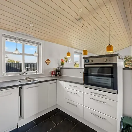 Hébergement de vacances Fabio - 450m From The Sea By Interhome